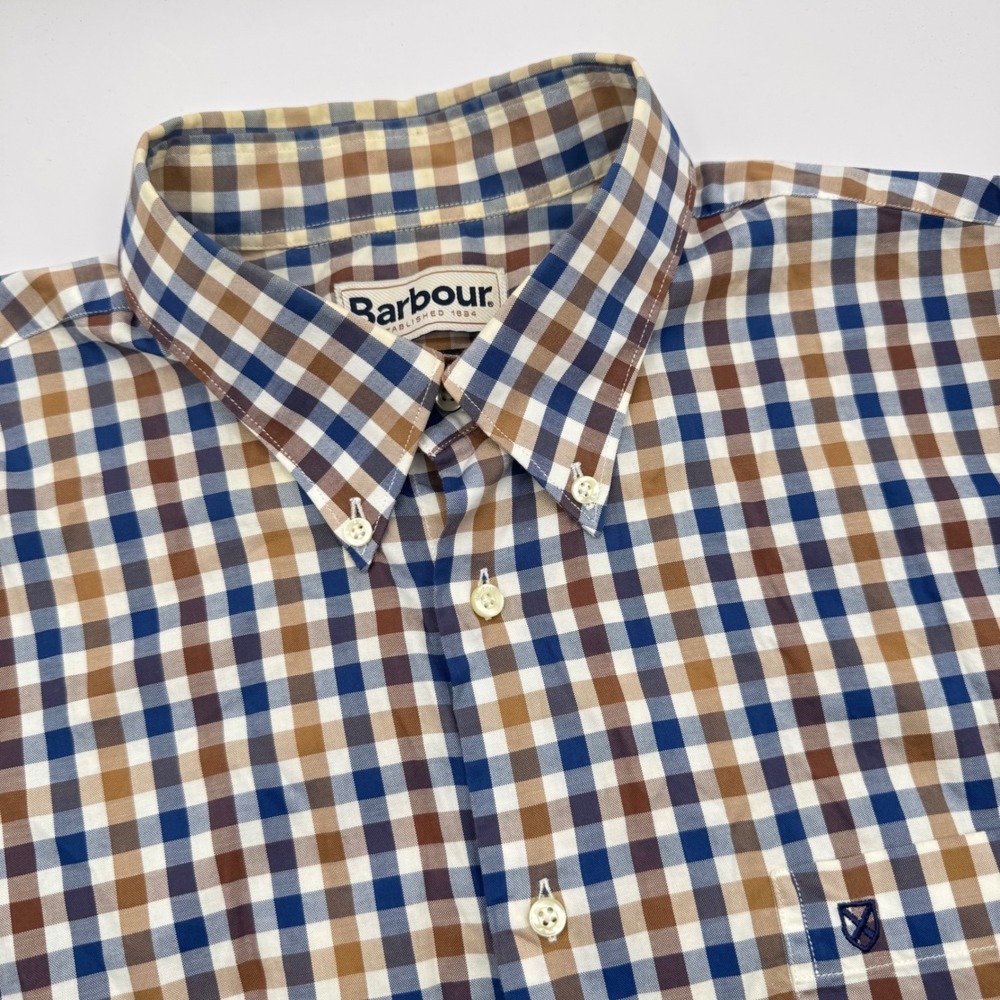 Barbour Men's Medium Checkered Button Down Long‎ Sleeve Shirt Regular Fit